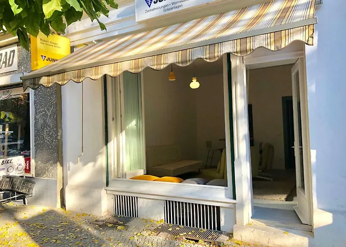 Daire Ladenwohnung In Kreuzberg Mit Parkplatz In Einer Tiefgarage *