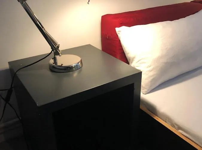 Ladenwohnung In Kreuzberg Mit Parkplatz In Einer Tiefgarage Lägenhet Berlin