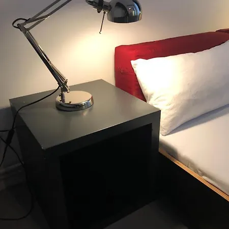 Ladenwohnung In Kreuzberg Mit Parkplatz In Einer Tiefgarage Apartament Berlin
